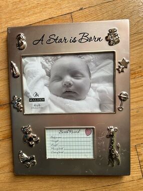 A star is born picture frame, pet free smoke free home brand new
